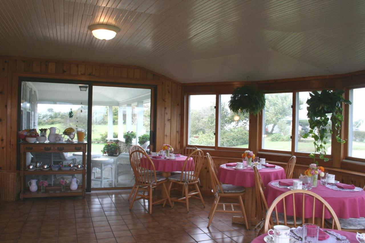 Rose Farm Inn 뉴 쇼어햄 외부 사진
